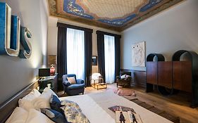 Soprarno Suites Florence